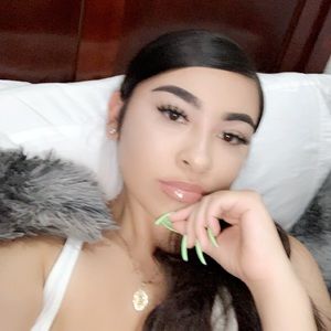 Meet your Posher, Ariana